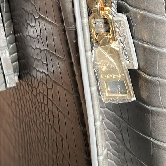 NWOT Bebe Los Angeles Grey Reptile Embossed Shoulder Bag - Picture 6 of 14